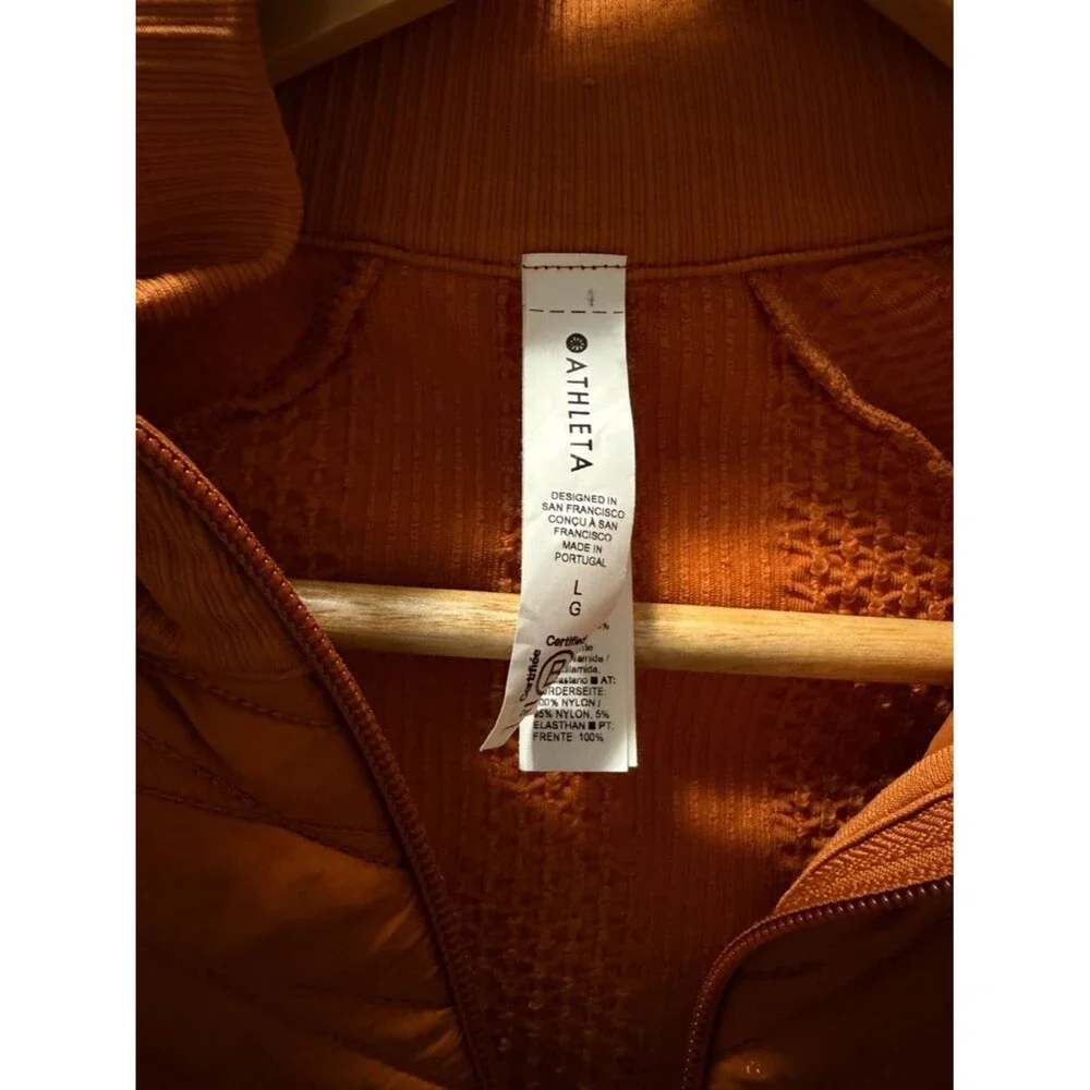 Athleta Flurry Force Insulated Primaloft Jacket 2.0 Large Rust Orange EUC
